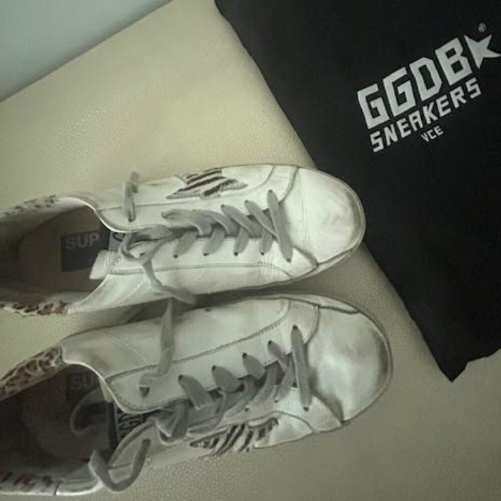 GOLDEN GOOSE SUPERSTAR SNEAKERS - WHITE WITH LEOPARD BACK AND ZEBRA STAR, SZ 38 - Picture 2 of 4